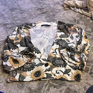 NIC+ZOE Cream and Yellow Knit Top